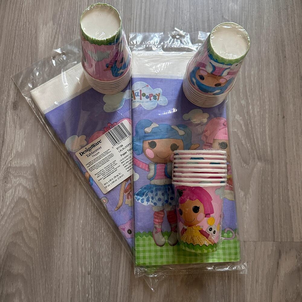 Lalaloopsy Birthday party decoration table cover & cups bundle